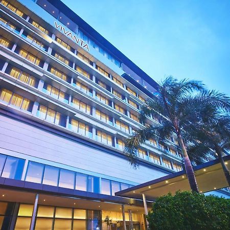 Vivanta Kolkata Em Bypass Εξωτερικό φωτογραφία The hotel's facade