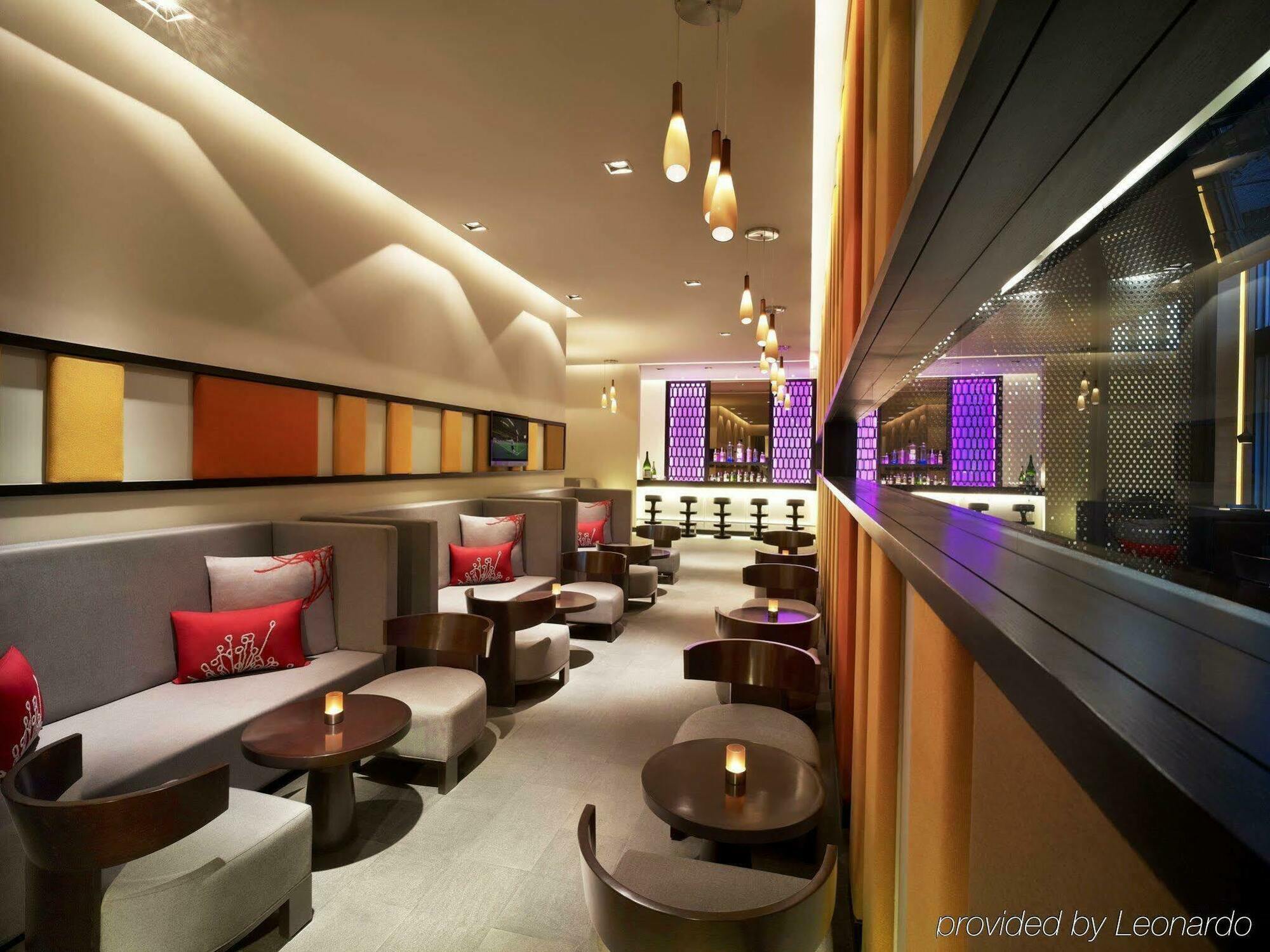 Vivanta Kolkata Em Bypass Εξωτερικό φωτογραφία The lounge at the airport