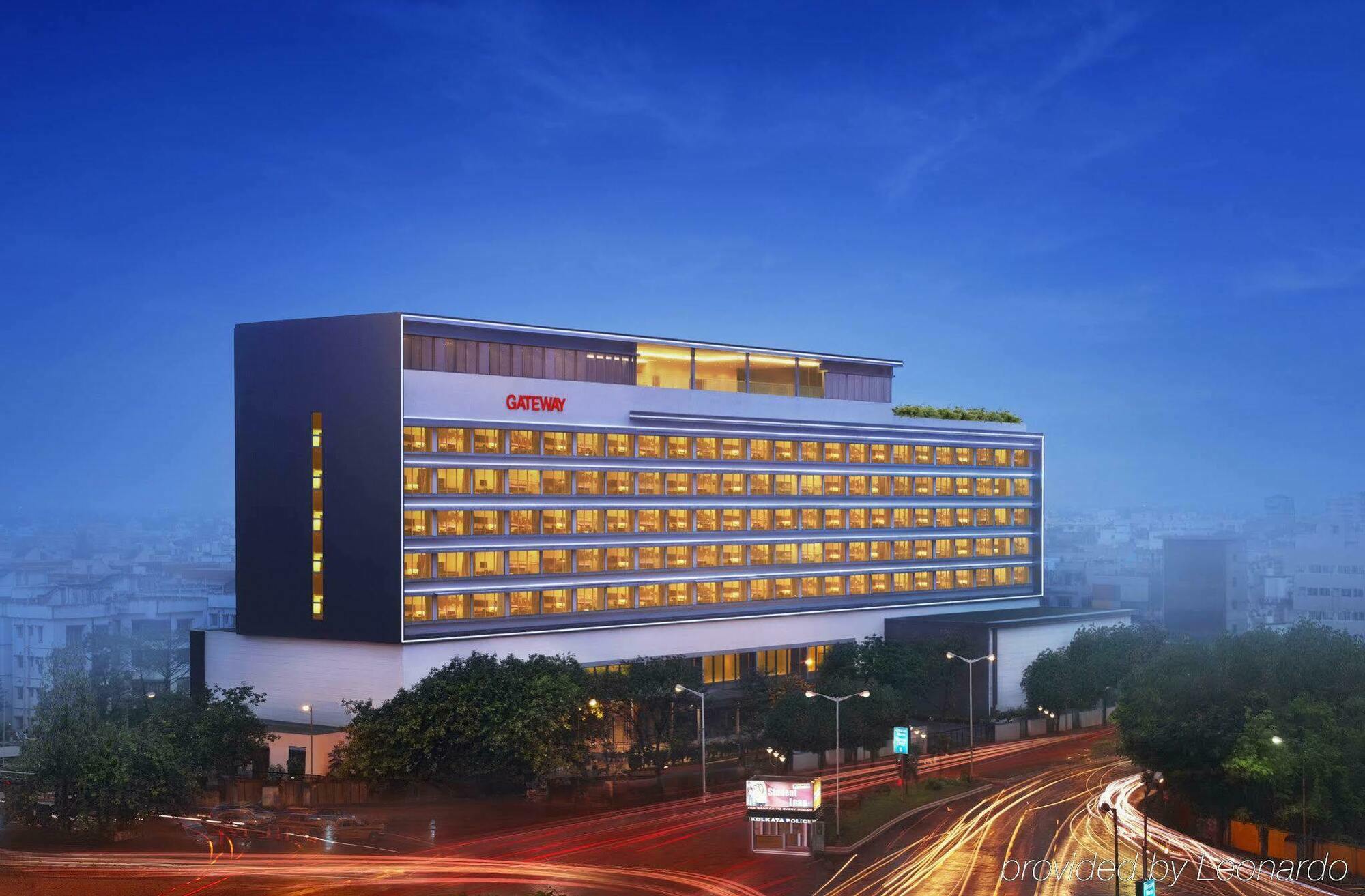Vivanta Kolkata Em Bypass Εξωτερικό φωτογραφία Hilton Nanjing